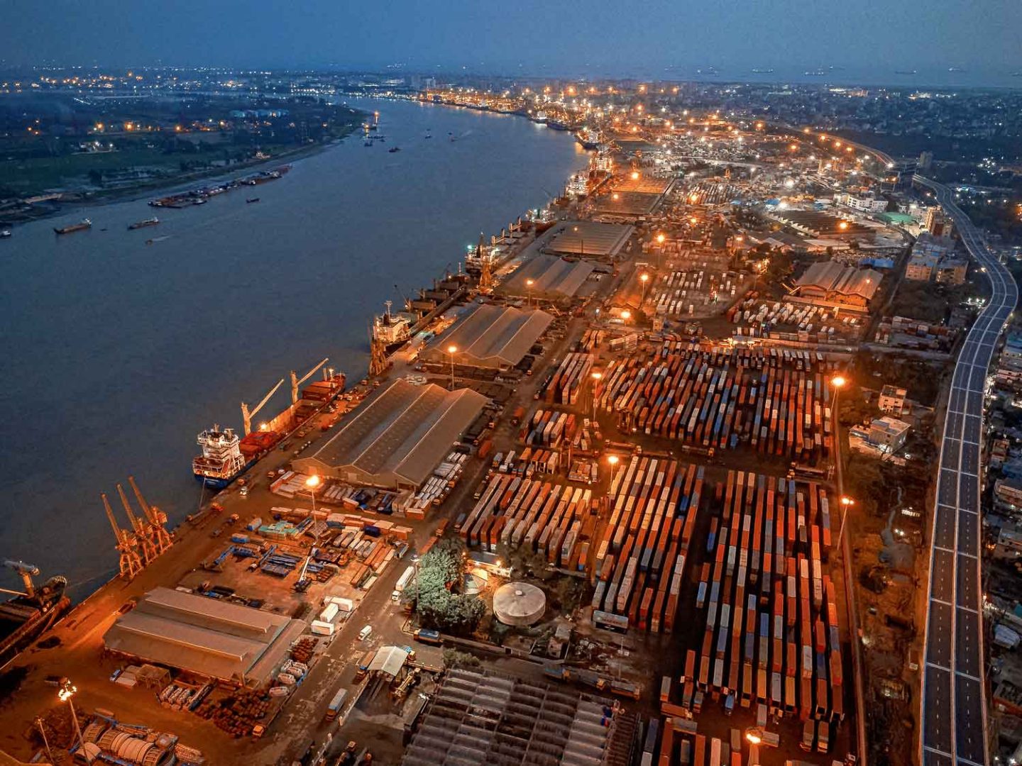 Chittagong port 1440x1080 1